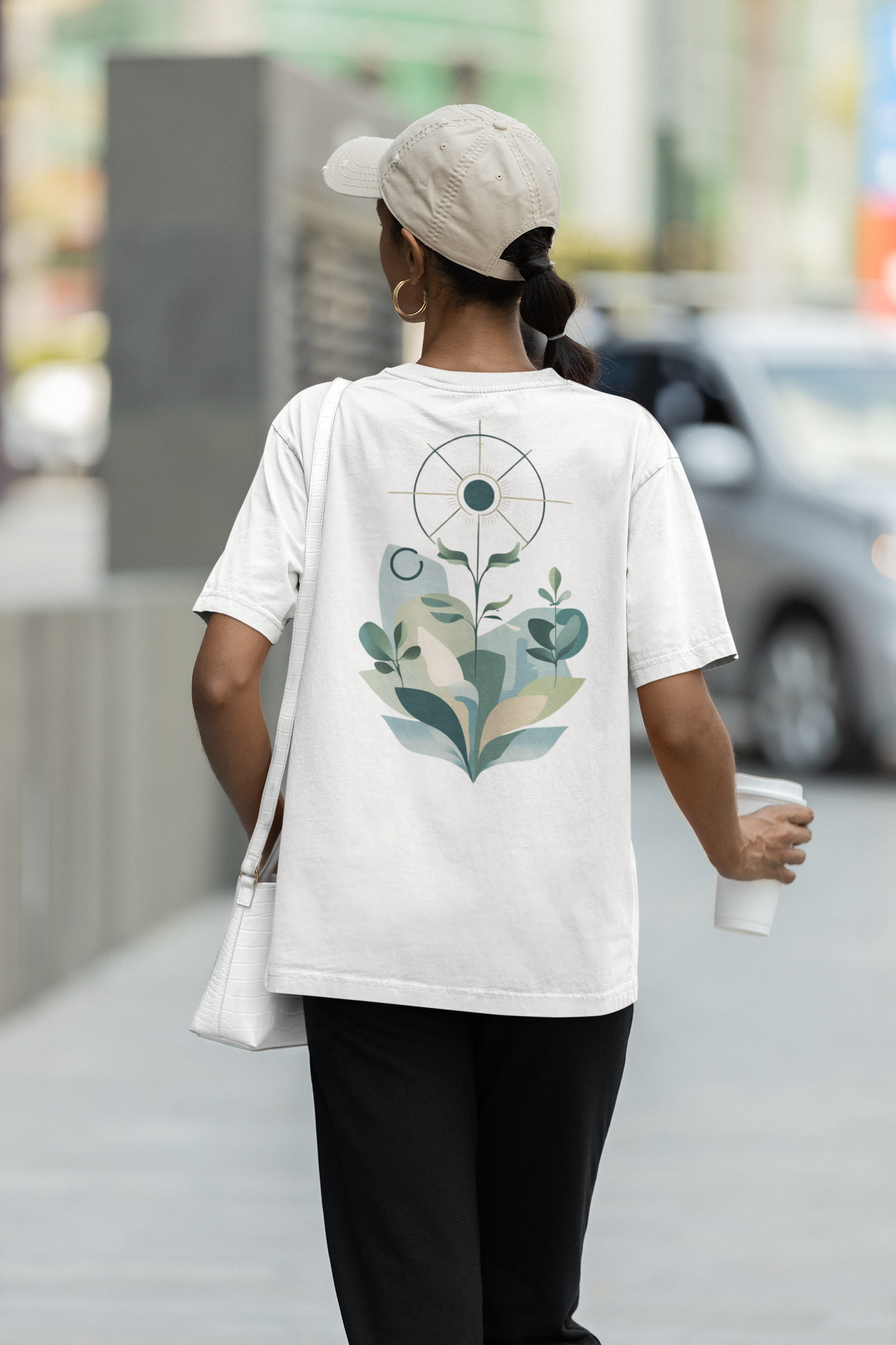 SOLEA – Unisex Bio T-Shirt | Minimalistisches Design von SOLVIVO | Symbol für Licht & Harmonie