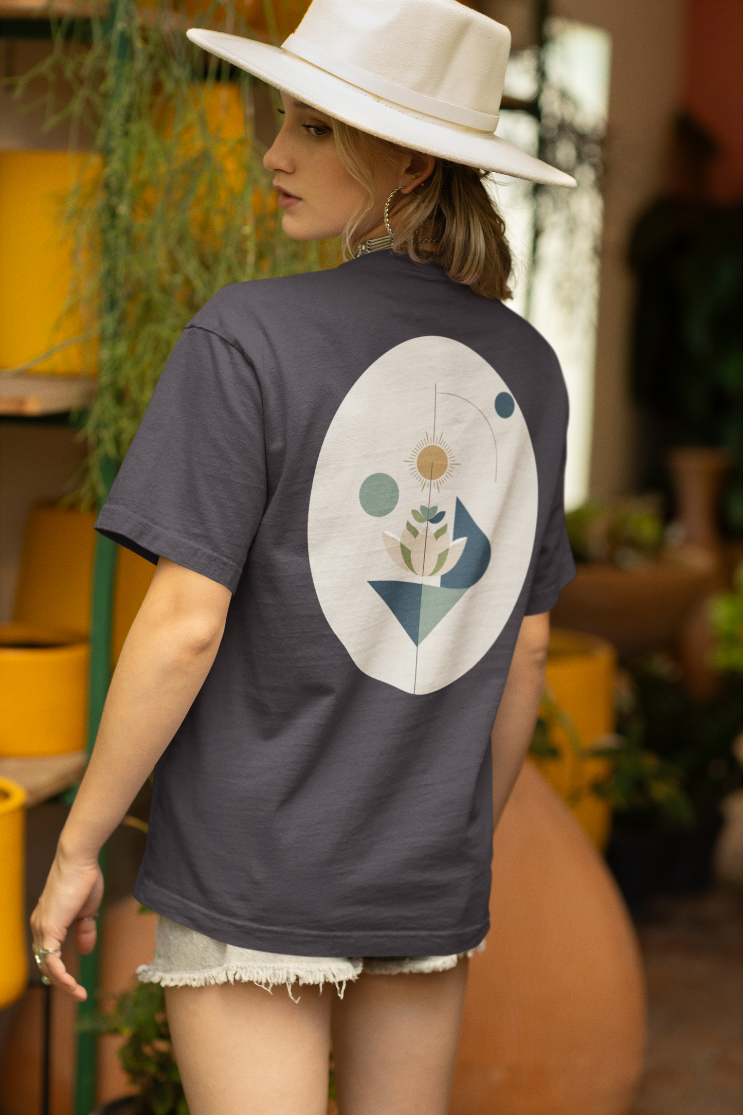 ORI – Unisex Bio T-Shirt | Minimalistisches Design von SOLVIVO | Symbol für Ursprung & Orientierung